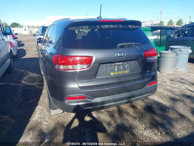 KIA Sorento 2016 5XYPG4A33GG084572 Image 3