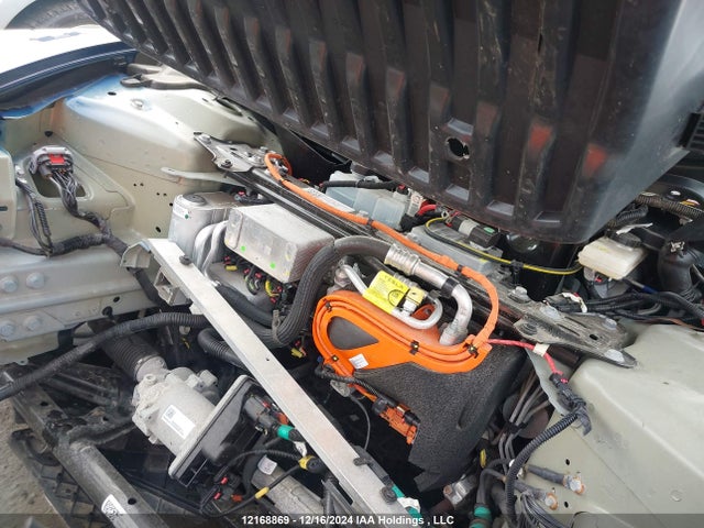 5YJ3E1EA6NF355138 Tesla MODEL 3