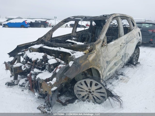 12170394 :رقم المزاد ، 1FMCU9J95LUA17629 vin ، 2020 Ford Escape Titanium مزاد بيع