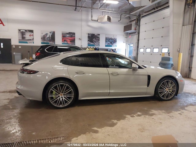 Porsche Panamera 2018 WP0AE2A75JL177902 Image 13