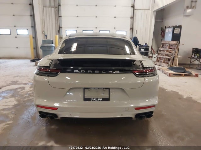 Porsche Panamera 2018 WP0AE2A75JL177902 Image 16