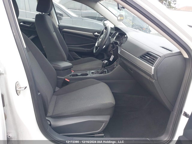 3VWC57BU1KM264302 Volkswagen 1.4 tsi