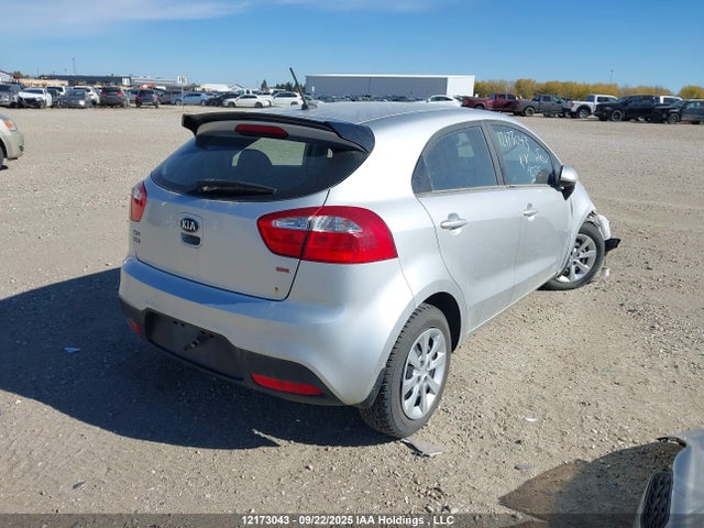 KIA dohc gamma 2014 KNADM5A32E6941320 Image 4