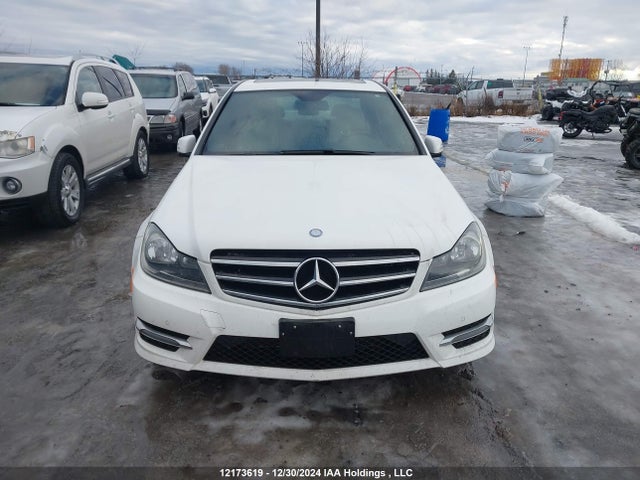 WDDGF8AB3EA951490 Mercedes-Benz C-Class