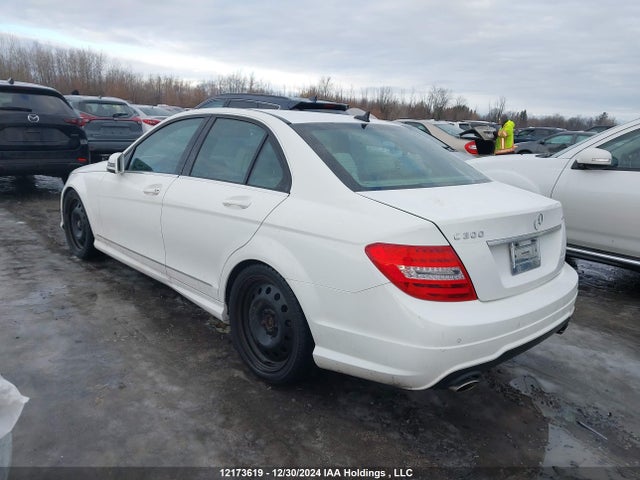 WDDGF8AB3EA951490 Mercedes-Benz C-Class