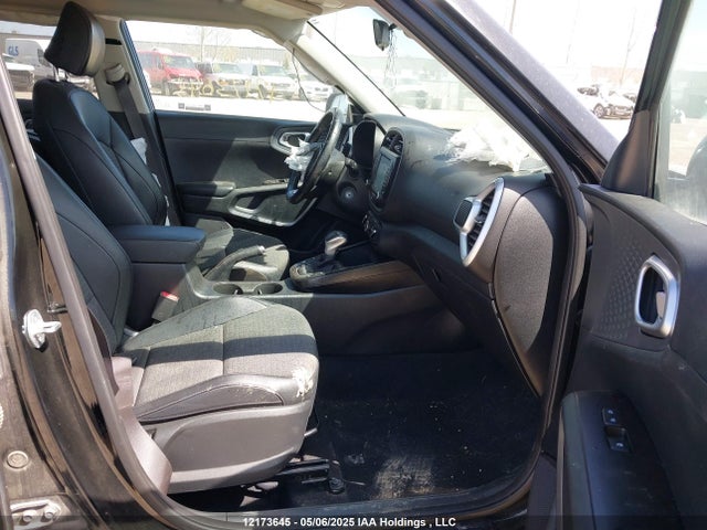 KNDJ33AU6M7755018 KIA Soul