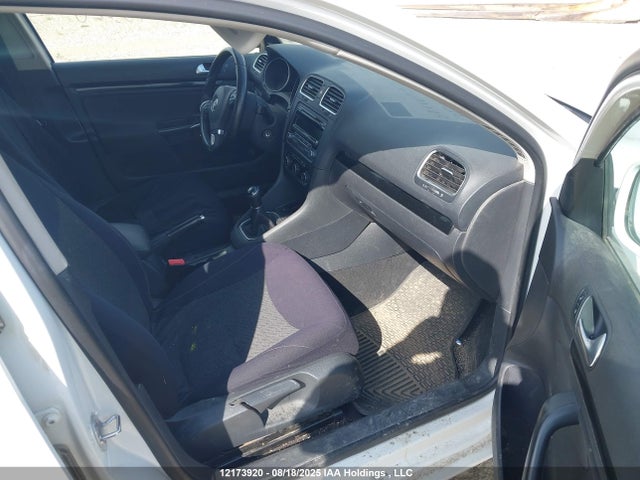 3VWML7AJ7EM620760 Volkswagen JETTA SPORTWAGEN