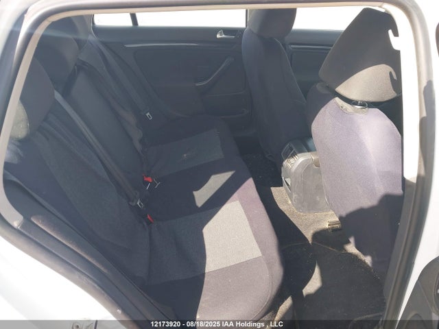 3VWML7AJ7EM620760 Volkswagen JETTA SPORTWAGEN