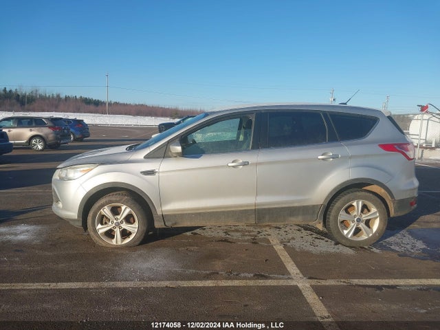 Продажа на аукционе авто 2013 Ford Escape Se, vin: 1FMCU9GX9DUB33925, номер лота: 12174058