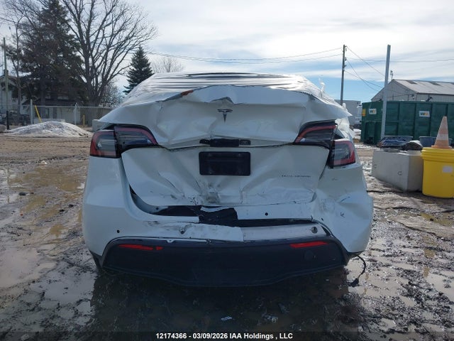 Tesla Model Y 2022 7SAYGAEE7NF531605 Image 15