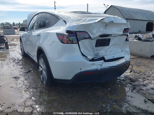 Tesla Model Y 2022 7SAYGAEE7NF531605 Image 4