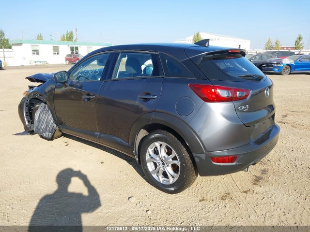 Mazda pe 2022 JM1DKFC71N1604522 Image 3
