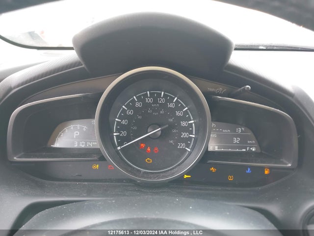 Mazda pe 2022 JM1DKFC71N1604522 Image 7