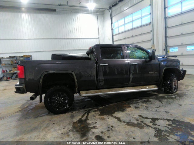 GMC lml 2015 1GT423E8XFF174000 Image 14