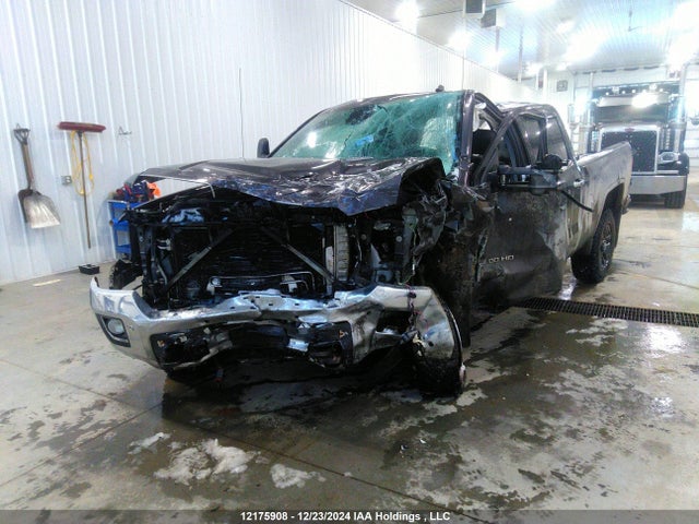 GMC lml 2015 1GT423E8XFF174000 Image 6
