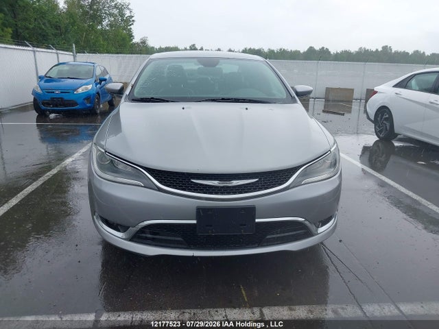 12177523 :رقم المزاد ، 1C3CCCCG3FN515900 vin ، 2015 Chrysler 200 Limited مزاد بيع