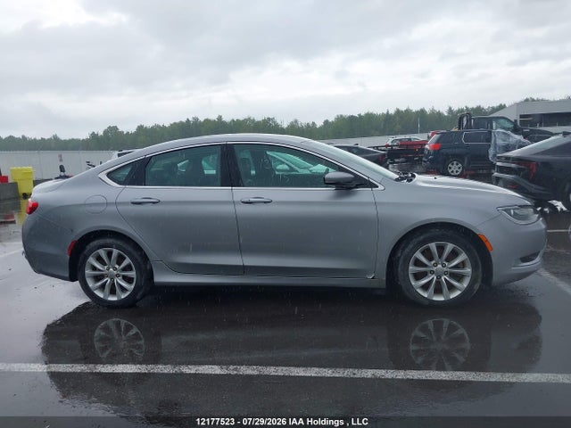 12177523 :رقم المزاد ، 1C3CCCCG3FN515900 vin ، 2015 Chrysler 200 Limited مزاد بيع