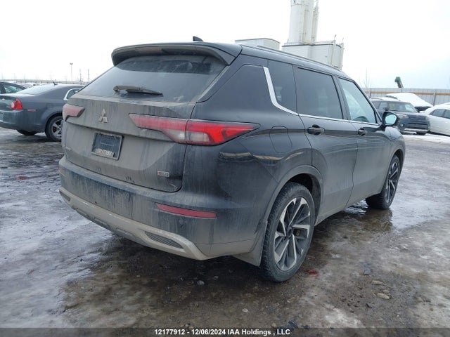 JA4J4UA81NZ605274 Mitsubishi Outlander