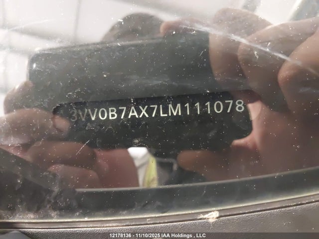 3VV0B7AX7LM111078 Volkswagen 2020