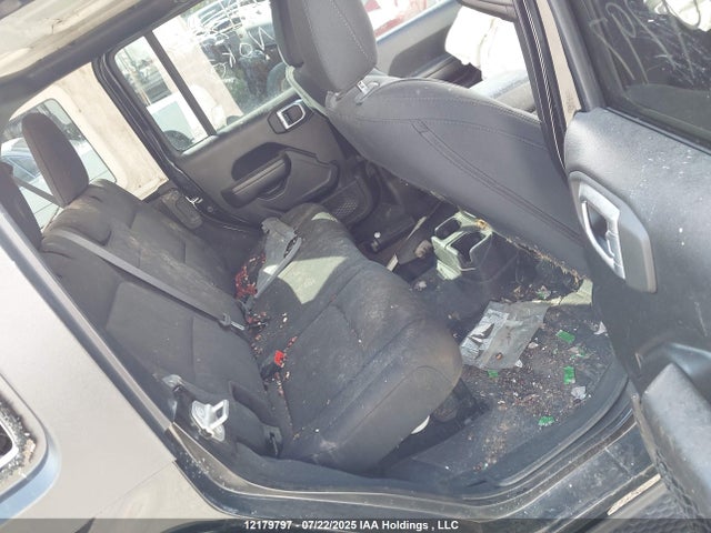 1C4HJXDN1MW729061 Jeep 2021