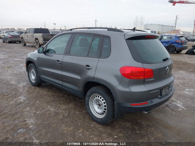 WVGJV7AX2FW581285 Volkswagen 2015
