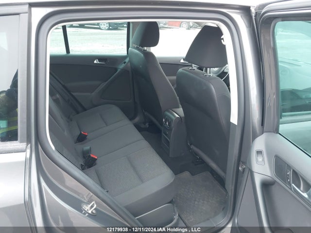 WVGJV7AX2FW581285 Volkswagen 2015