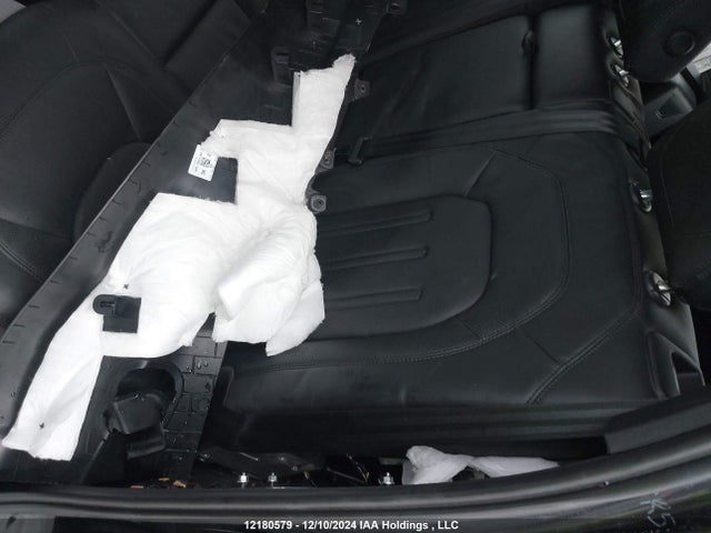 Land Rover Defender 110 2020 SALE97EU2L2026892 Image 6