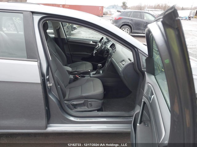 3VWG57AU7LM013921 Volkswagen Golf