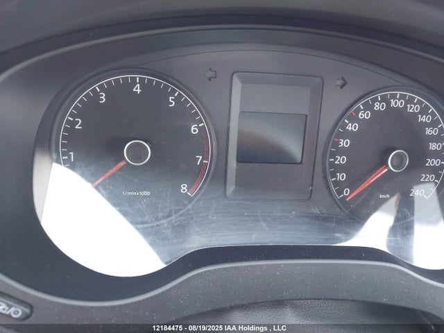 3VW2K7AJ3EM308090 Volkswagen 2014