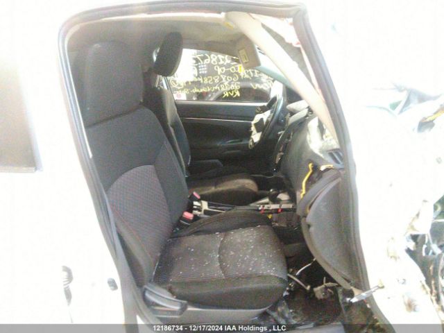 JA4AJ3AU4JZ601858 Mitsubishi RVR