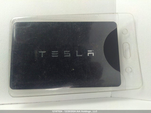 7SAYGDEE5RF048802 Tesla Model Y