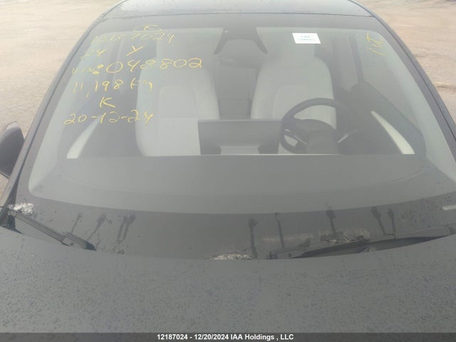 7SAYGDEE5RF048802 Tesla Model Y