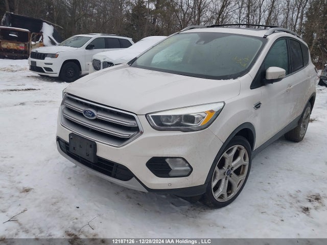 1FMCU9J9XHUE78168 Ford Escape Titanium