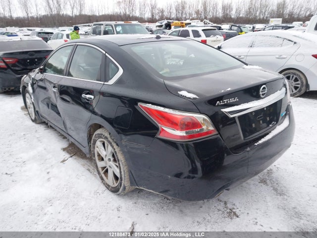1N4AL3AP3EN330501 Nissan 2014