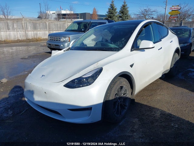 7SAYGDEE0RF213607 Tesla 2024
