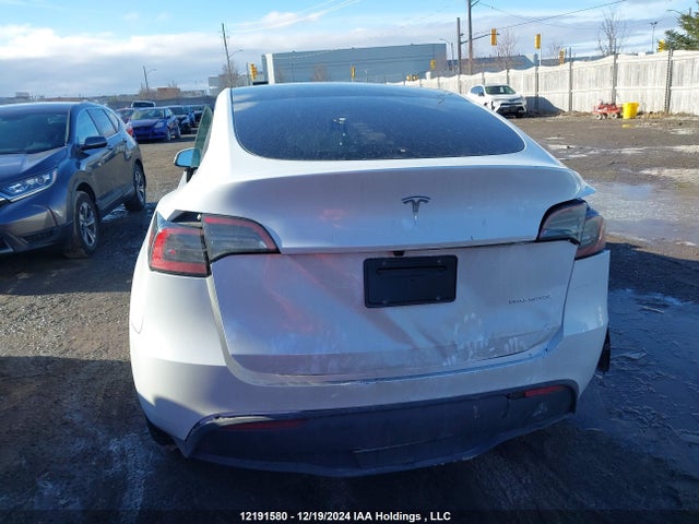 7SAYGDEE0RF213607 Tesla 2024