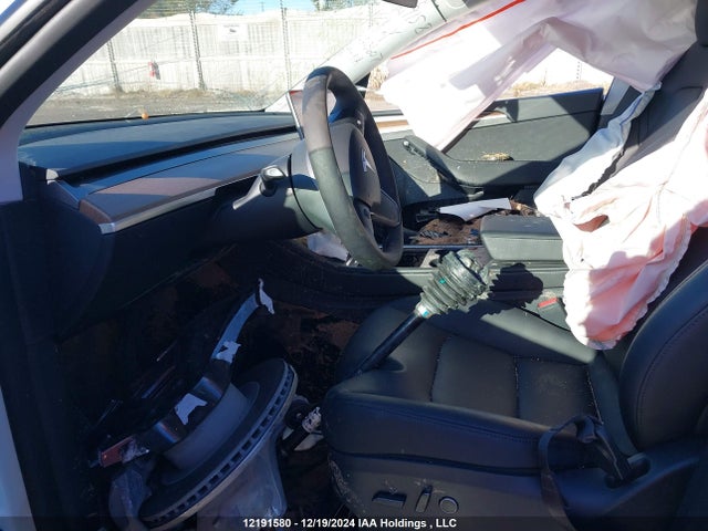 7SAYGDEE0RF213607 Tesla 2024