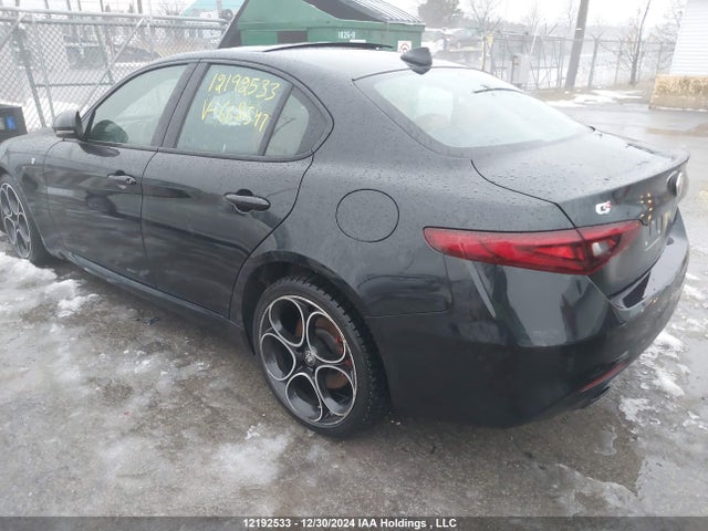 Alfa Romeo giulia (952) 2022 ZARFANBN9N7662547 Image 3