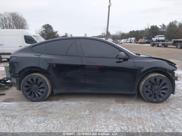 7SAYGDEE1NF511111 Tesla Model Y