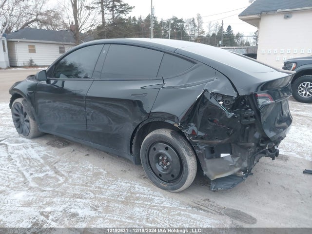 7SAYGDEE1NF511111 Tesla Model Y