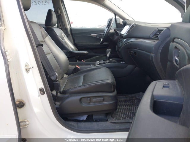 Honda j35y6 2017 5FPYK3F58HB506276 Image 5