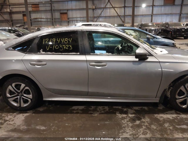 Honda Civic 2022 2HGFE2F39NH103723 Image 14