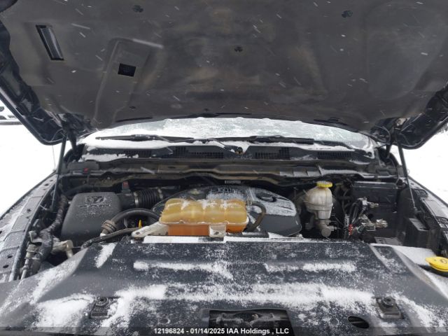 1C6RR7LM9JS283175 RAM 1500 Slt