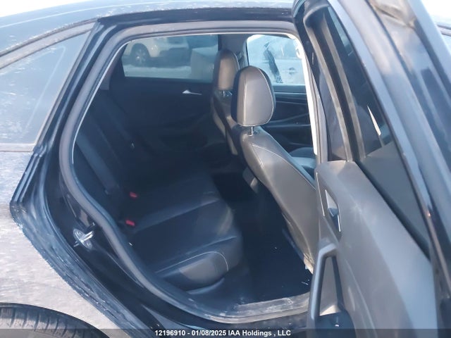 3VWE57BU0KM037725 Volkswagen 1.8 tsi