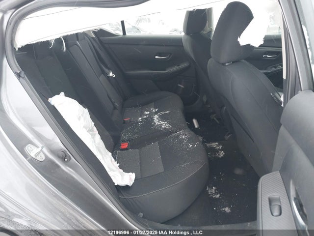 3N1AB8CV3NY264401 Nissan Sentra