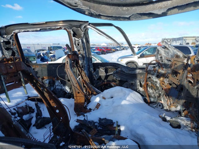 1FT8W3BT6NEF43213 Ford F350