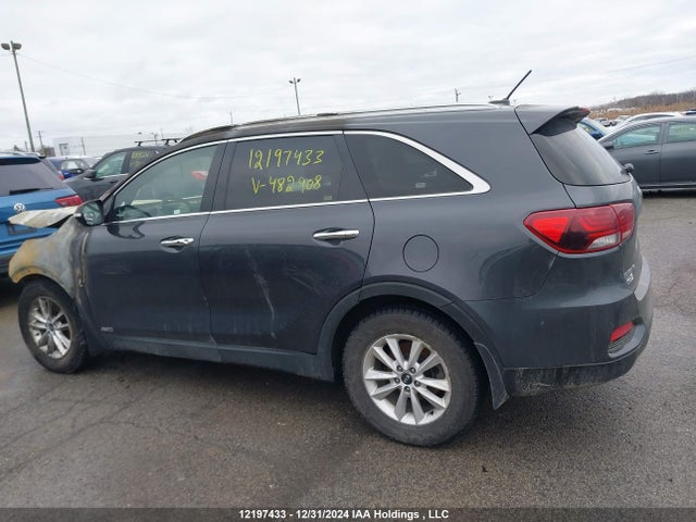 5XYPHDA39KG482908 KIA Sorento