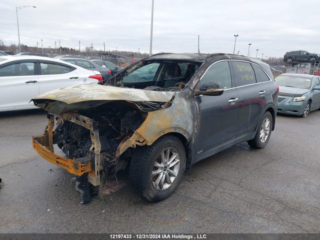 5XYPHDA39KG482908 KIA Sorento