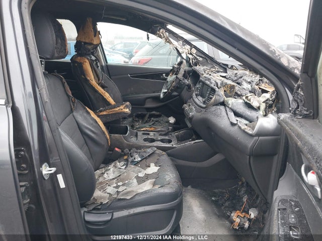 5XYPHDA39KG482908 KIA Sorento