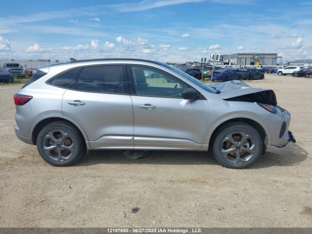 1FMCU9MN4RUA80576 Ford dragon gtdi